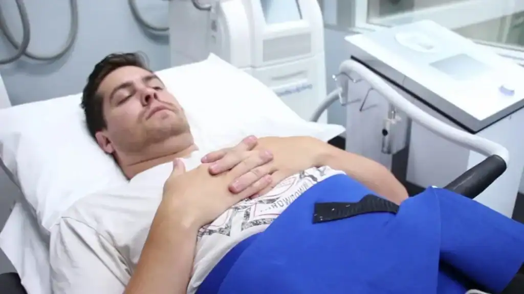 Transforming Bodies: Celebrity Success Stories and the Truth Behind Body Contouring 2 Image of male having body contouring Leeds treatment
